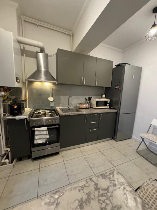 Apartament 2 camere-decomandat-Sos. Chitilei-de vanzare