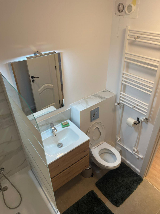 Dristor-Ramnicu Valcea Ap. 2 cam. de inchiriat| Proaspăt renovat | Nou mobilat |