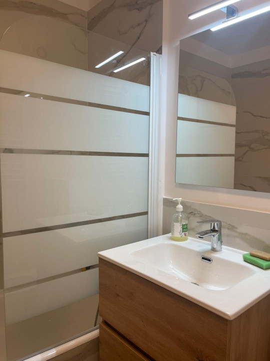 Dristor-Ramnicu Valcea Ap. 2 cam. de inchiriat| Proaspăt renovat | Nou mobilat |