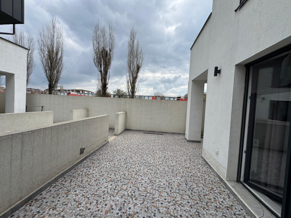 Duplex  4 camere, mobilat, curte proprie, garaj 2 locuri – Citattadella Garden