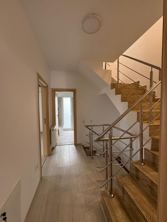 Duplex  4 camere, mobilat, curte proprie, garaj 2 locuri – Citattadella Garden