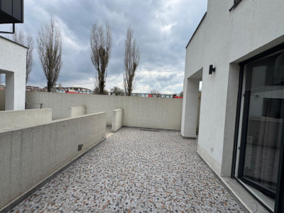 Duplex  4 camere, mobilat, curte proprie, garaj 2 locuri – Citattadella Garden