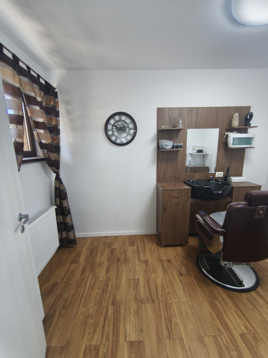 Apartament 3 camere versatil 🏡 | Parcare inclusă 🚗