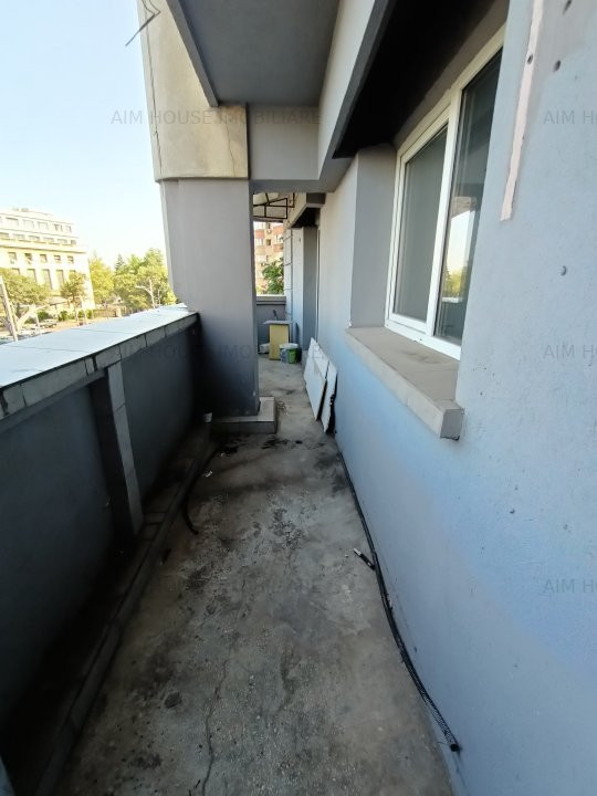 Piata Victoriei-Ap. 3 cam. decomandat de inchiriat,pretabil birou/salon/cabinet