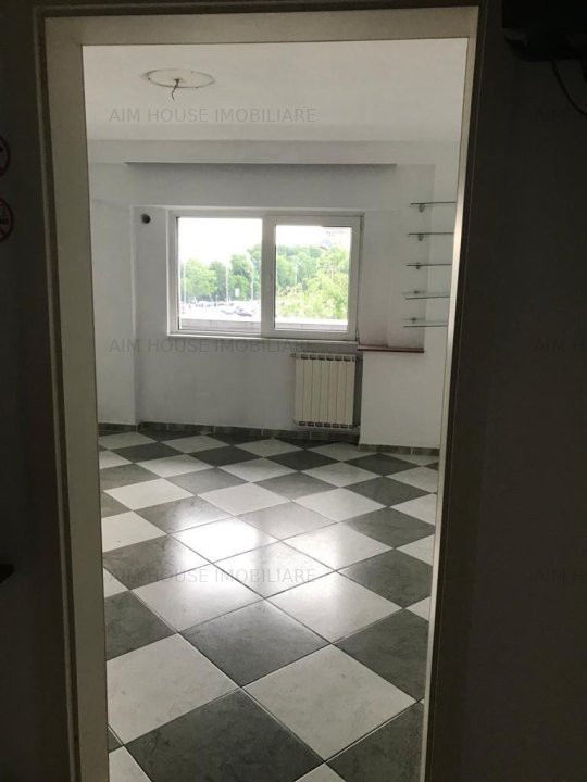 Piata Victoriei-Ap. 3 cam. de inchiriat,pretabil birou/salon/cabinet