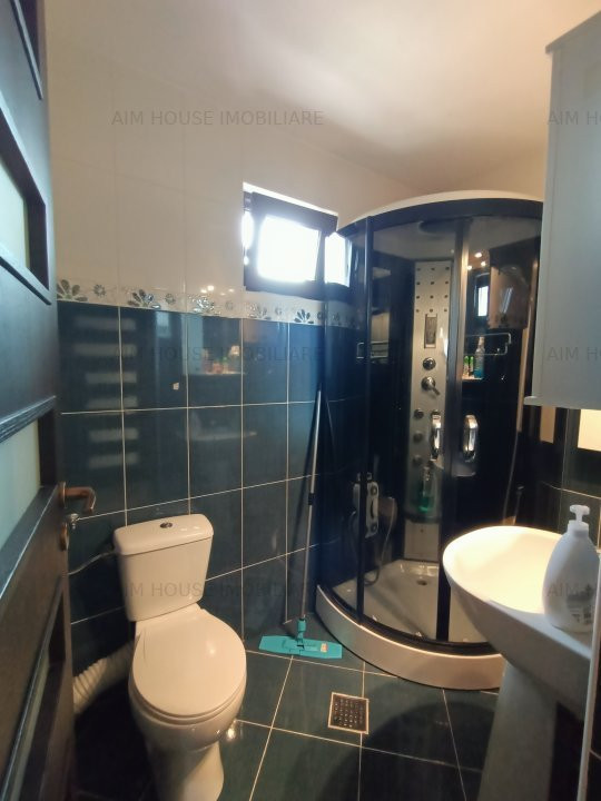 Vila individuala 4 Cam. Tartasesti cu garaj si foisor