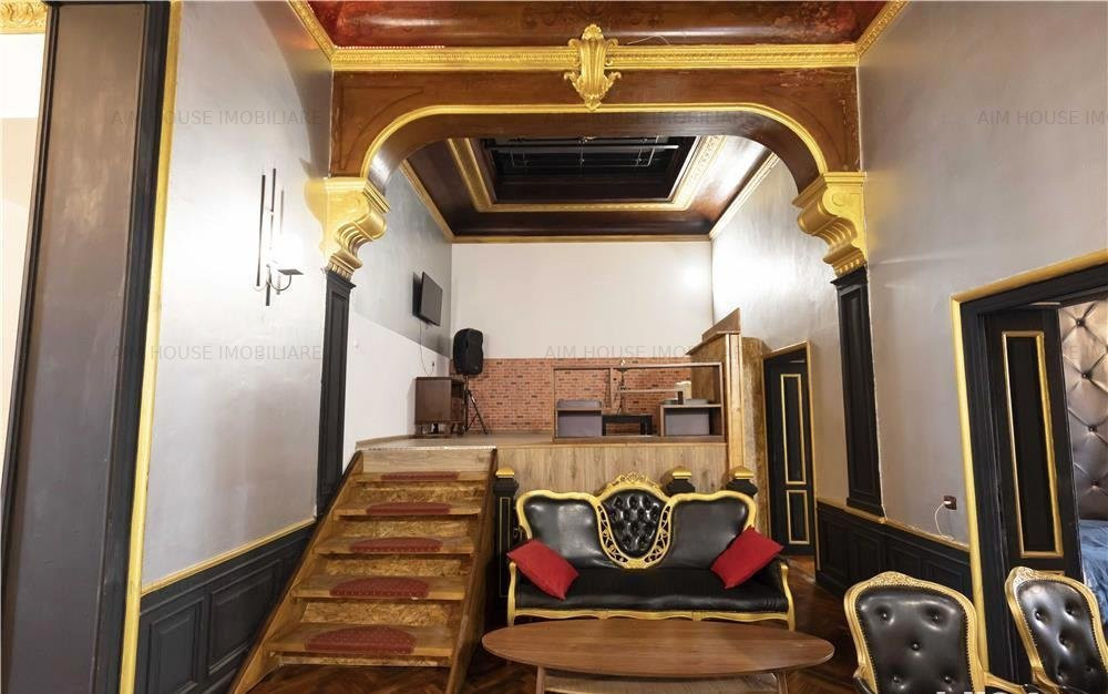 Romana-Amzei Vila 14 camere de vanzare/inchiriat,pretabil investitie