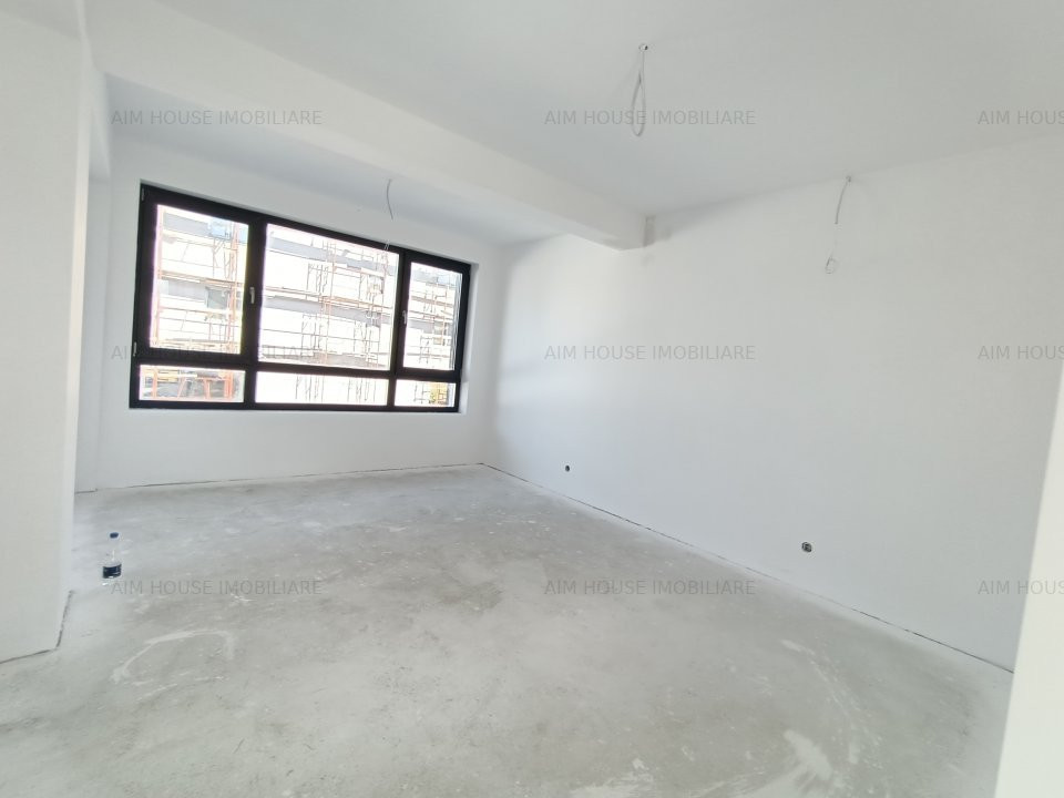 Vila in triplex Baneasa-Vatra Noua Sisesti.