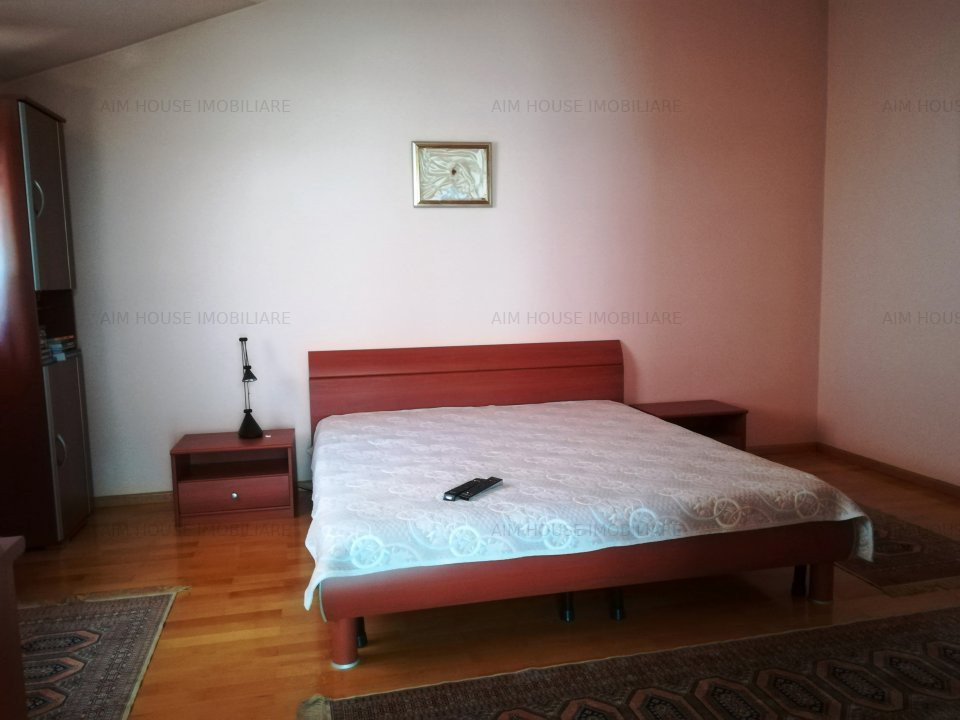 Bucurestii Noi-Bd. Gloriei-Damaroaia Casa cu teren pe colt de vanzare/inchiriere