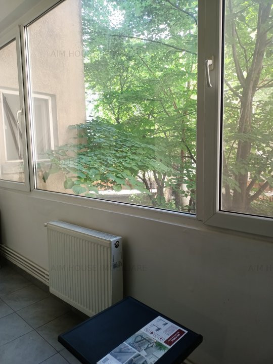 Sala Palatului-Cismigiu-Ap. 2 cam. pretabil investitie/locuinta.
