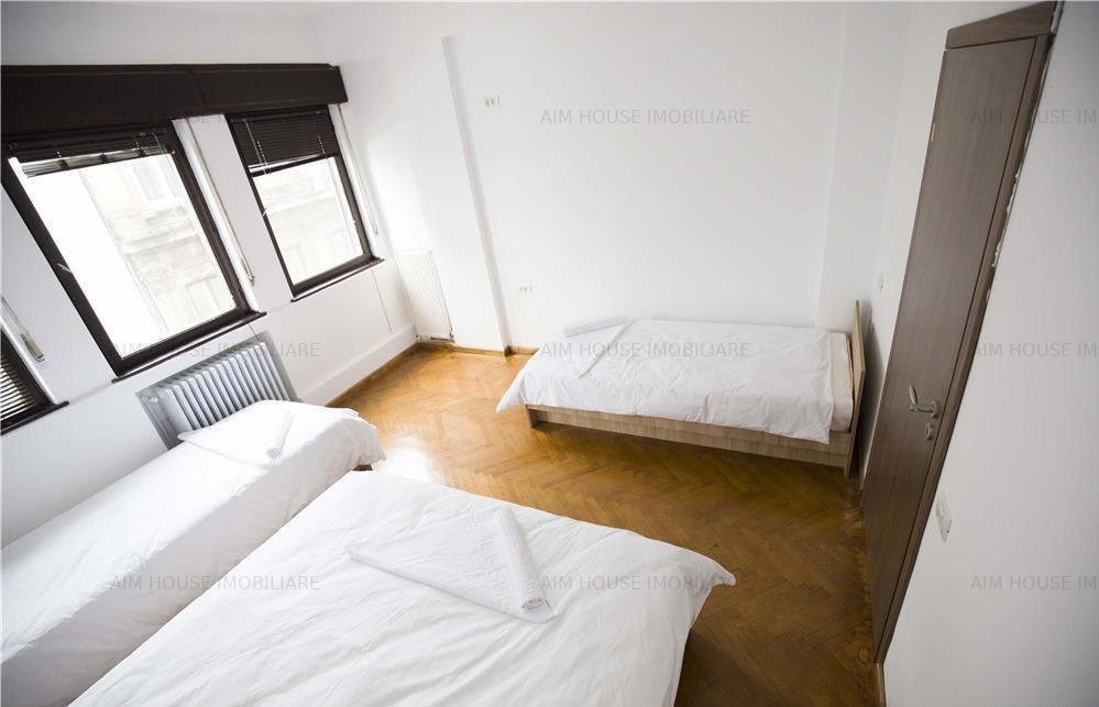 Regina Elisabeta-Calea Victoriei-Apartament 3 camere renovat.