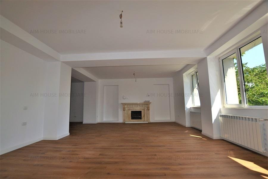 Universitate- Intercontinental-apartament 4 camere-fara risc seismic!