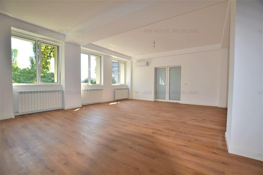 Universitate- Intercontinental-apartament 4 camere-fara risc seismic!