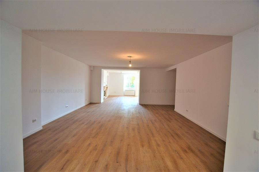 Universitate- Intercontinental-apartament 4 camere-fara risc seismic!