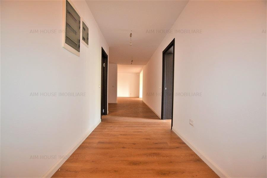 Universitate- Intercontinental-apartament 4 camere-fara risc seismic!