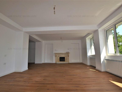 Universitate- Intercontinental-apartament 4 camere-fara risc seismic!