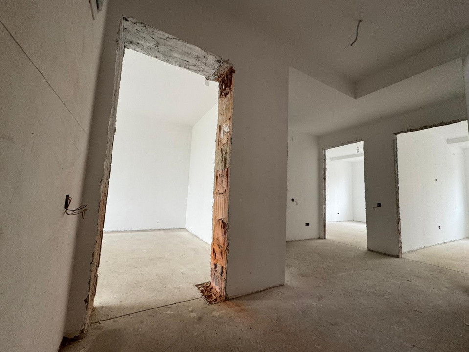 Duplex P+E+M- 4 camere-3bai-Domnesti-curte-Parcare-0% Comision