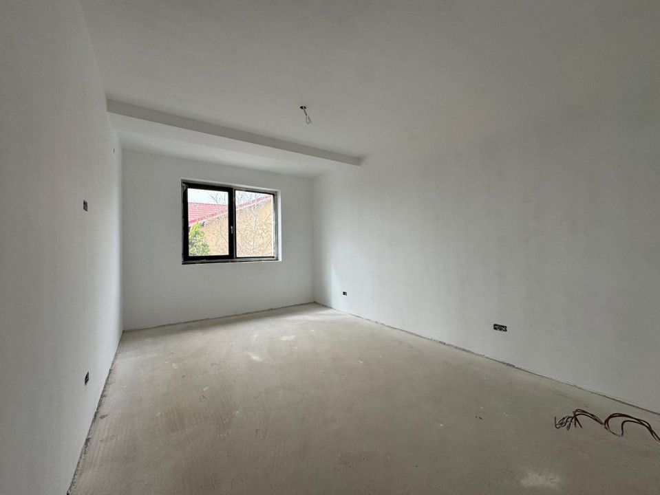Duplex P+E+M- 4 camere-3bai-Domnesti-curte-Parcare-0% Comision
