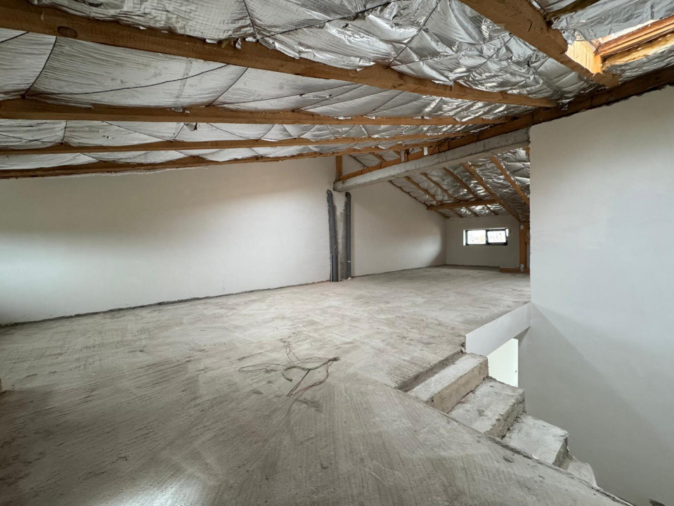 Duplex P+E+M- 4 camere-3bai-Domnesti-curte-Parcare-0% Comision