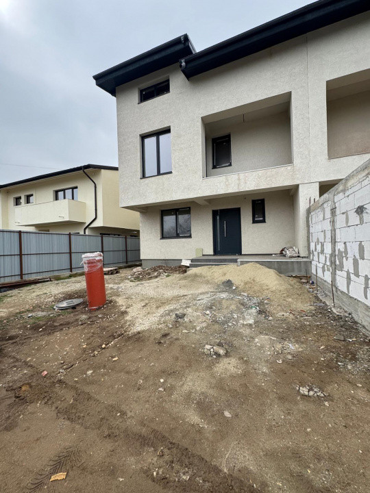 Duplex P+E+M- 4 camere-3bai-Domnesti-curte-Parcare-0% Comision