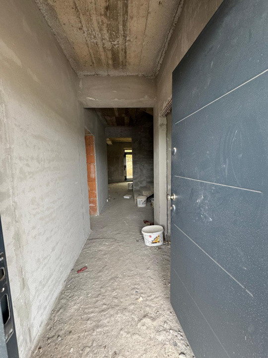 Duplex P+E+M- 4 camere-3bai-Domnesti-curte-Parcare-0% Comision