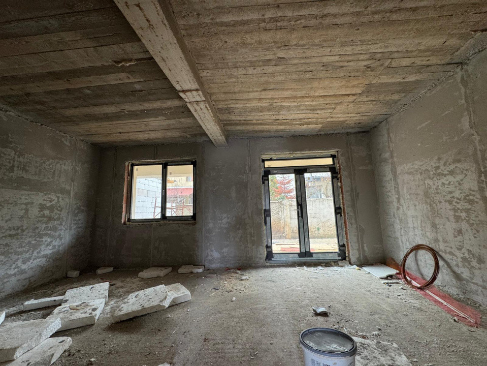 Duplex P+E+M- 4 camere-3bai-Domnesti-curte-Parcare-0% Comision