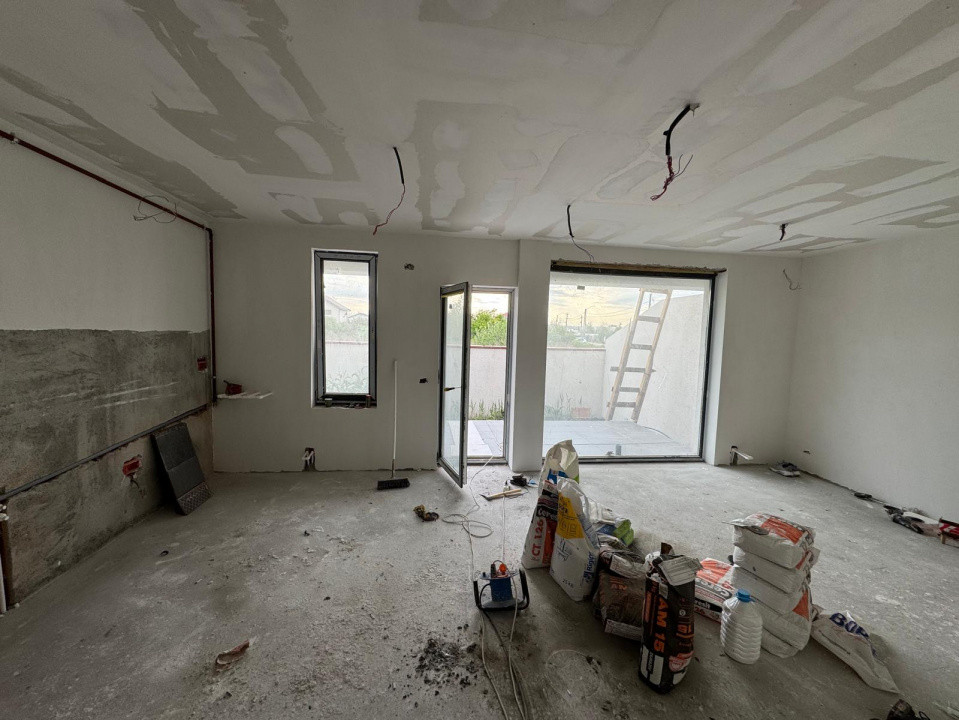Direct dezvoltator – Duplex Pipera-Tunari, curte+P,5 cam.,4 bai, comision 0%!