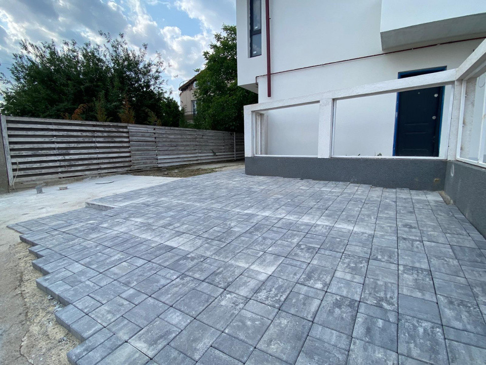 Direct dezvoltator – Duplex Pipera-Tunari, curte+P,5 cam.,4 bai, comision 0%!