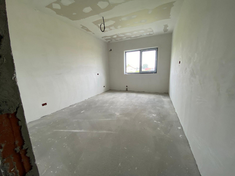 Direct dezvoltator – Duplex Pipera-Tunari, curte+P,5 cam.,4 bai, comision 0%!