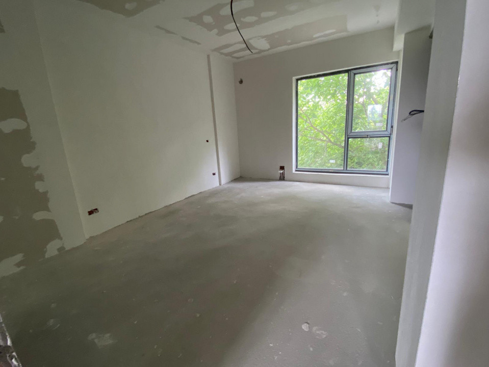 Direct dezvoltator – Duplex Pipera-Tunari, curte+P,5 cam.,4 bai, comision 0%!