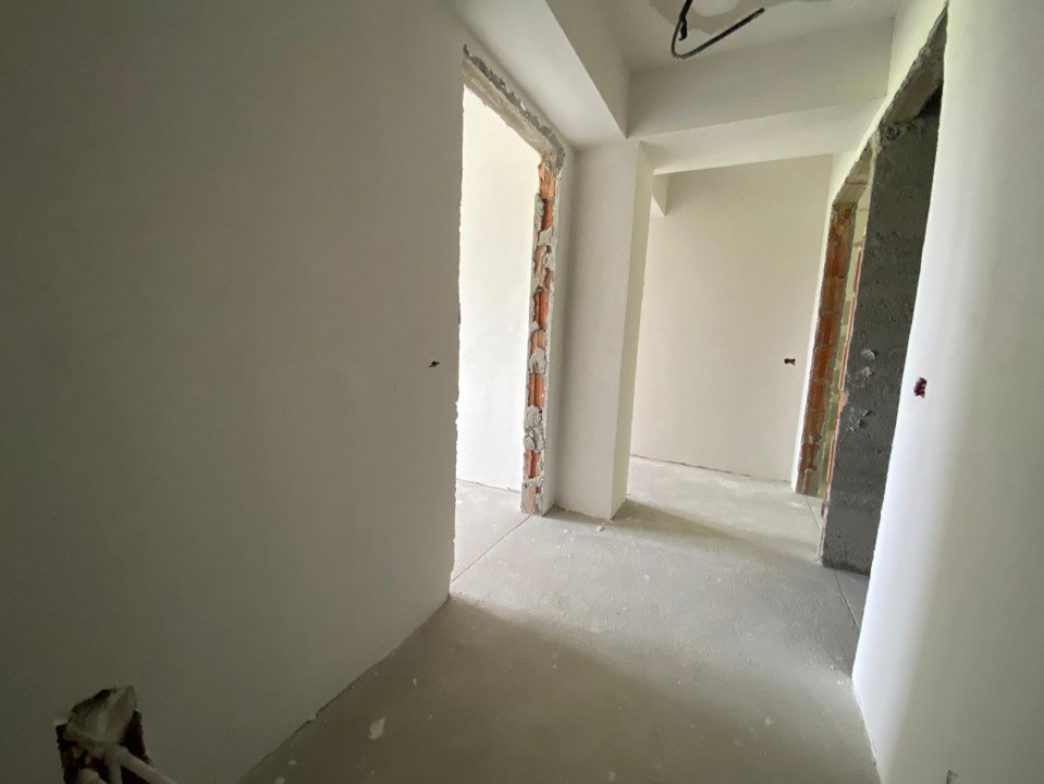 Direct dezvoltator – Duplex Pipera-Tunari, curte+P,5 cam.,4 bai, comision 0%!