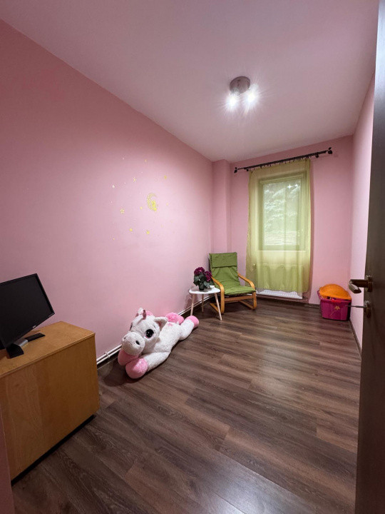 Ap. 3 cam. cu Grădină Privată de inchiriat, Terasă și Parcare – Exclusivitate!