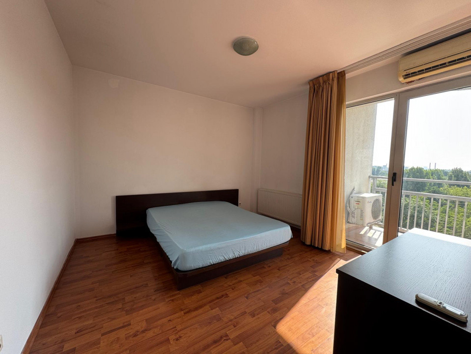  Apartament 3 camere, 2 băi, de închiriat în Quadra Residence-Parcare