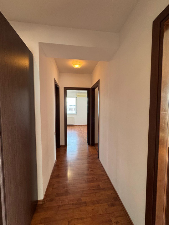  Apartament 3 camere, 2 băi, de închiriat în Quadra Residence-Parcare