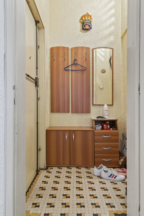 Apartament 4 camere, 117 mp,etaj 1, ultracentral – P-ța Sfinții Voievozi, ASE