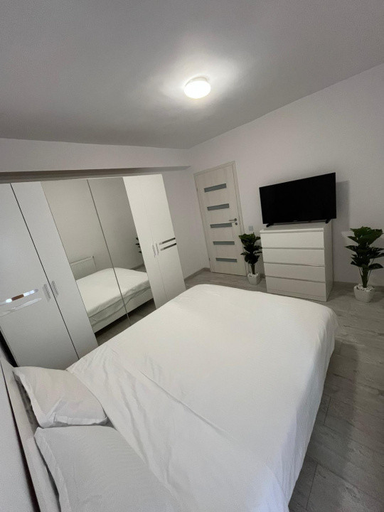 Apartament boutique 3 camere+terasă, curte,spațiu comercial–Chiajna