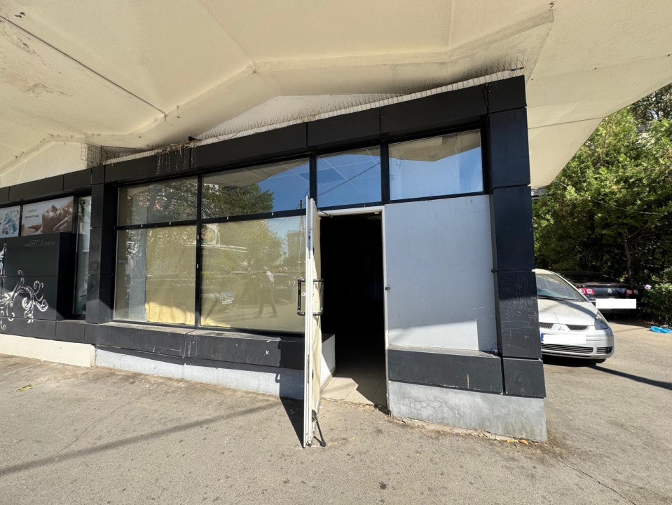 Spațiu comercial de închiriat Parter – Ion Mihalache/1 Mai, colț, vitrină mare