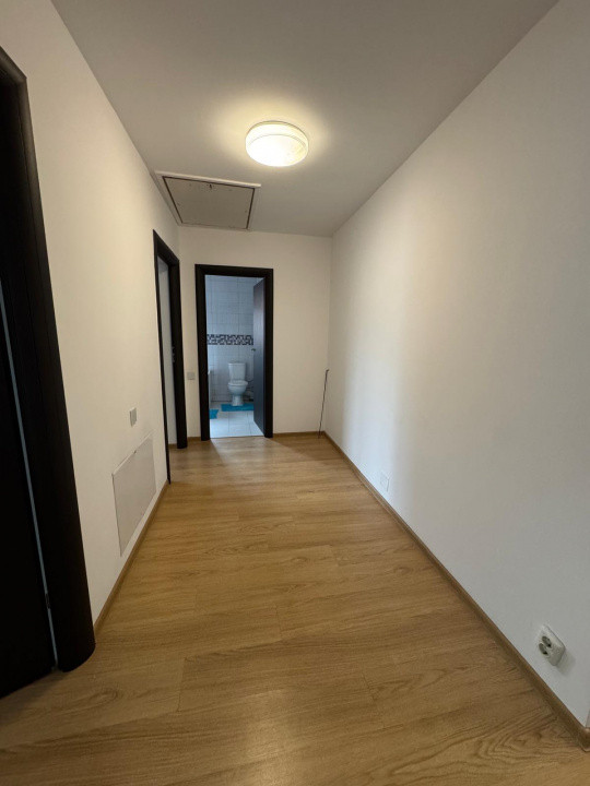 Vilă individuală 5 cam. de inchiriat, 165 mp, terasă 30 mp, parcare 4 mașini 